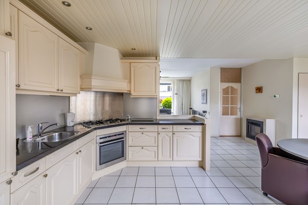 Medium property photo - Maasstraat 7, 8303 LP Emmeloord